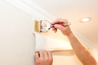 Pose de papier peint à Mangiennes — revêtements muraux et toiles de verre